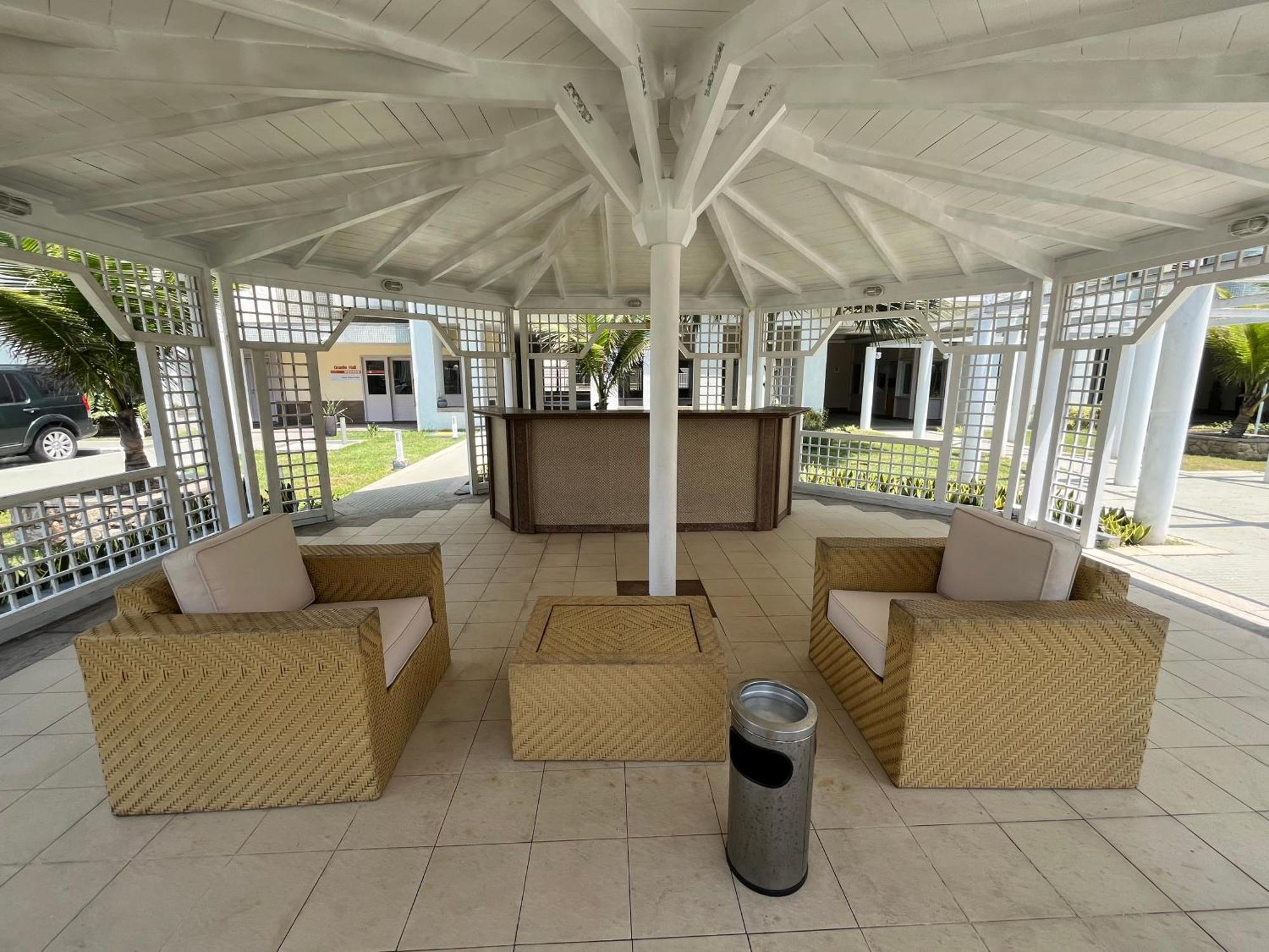 Decoracao Exclusiva Na Com Piscina, Sauna, Academia E Estacionamento *