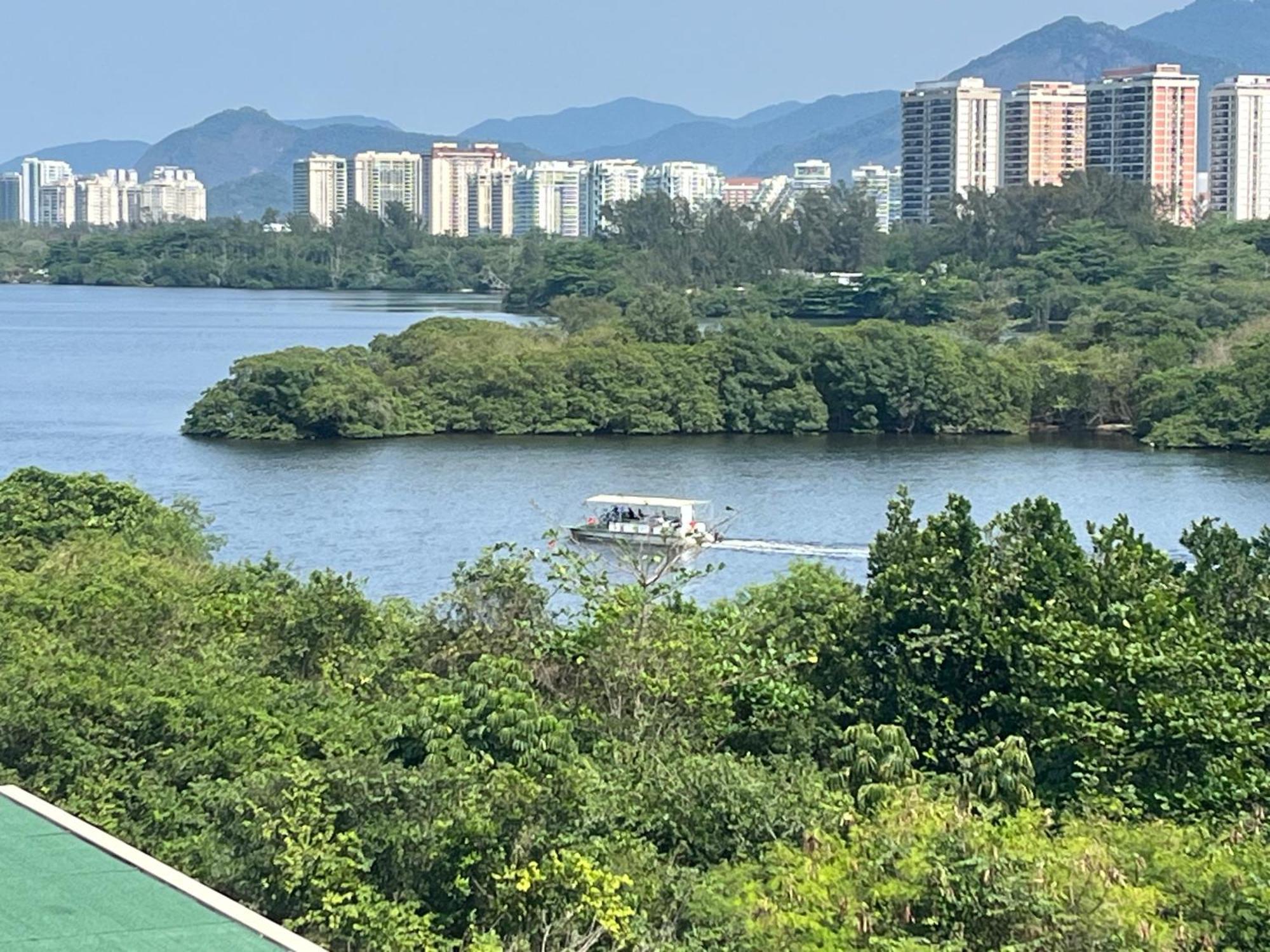 Decoracao Exclusiva Na Com Piscina, Sauna, Academia E Estacionamento * Rio de Janeiro