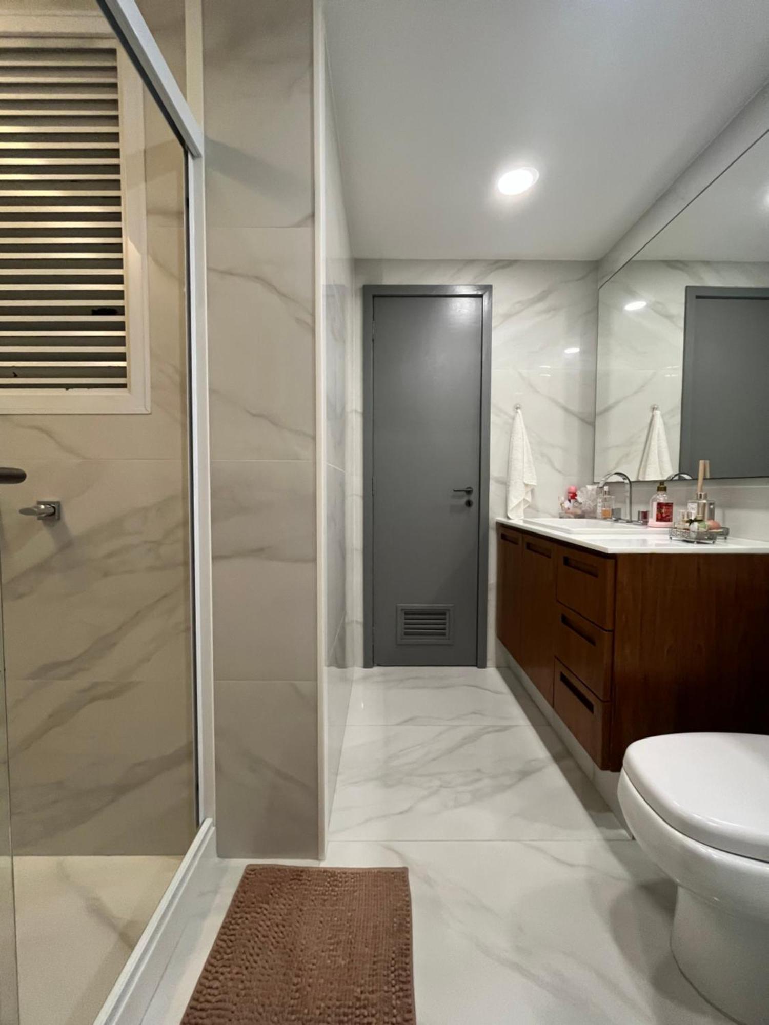 Decoracao Exclusiva Na Com Piscina, Sauna, Academia E Estacionamento * Rio de Janeiro