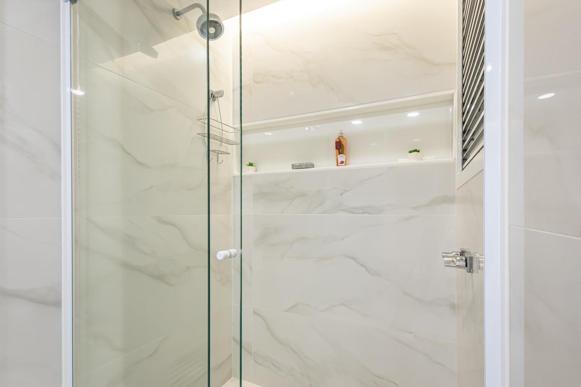 Decoracao Exclusiva Na Com Piscina, Sauna, Academia E Estacionamento * Rio de Janeiro